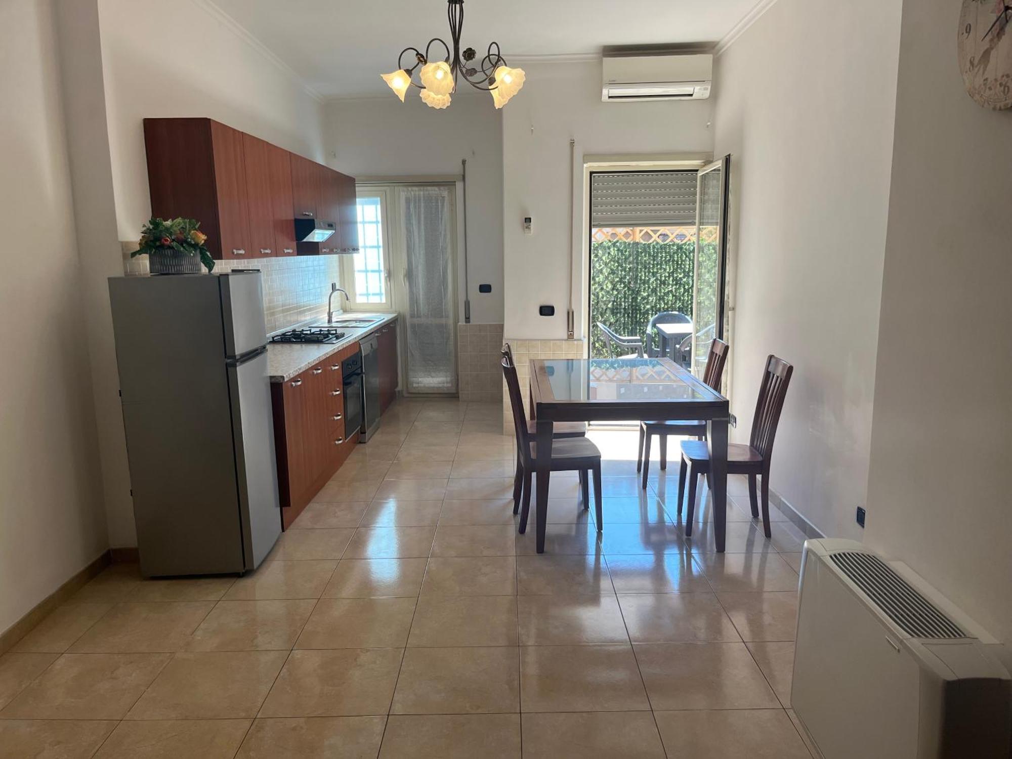 Casa Coveri Pomezia Esterno foto